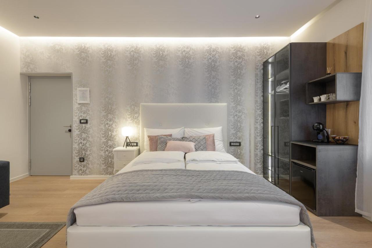 Aparthotel Royal Suite,