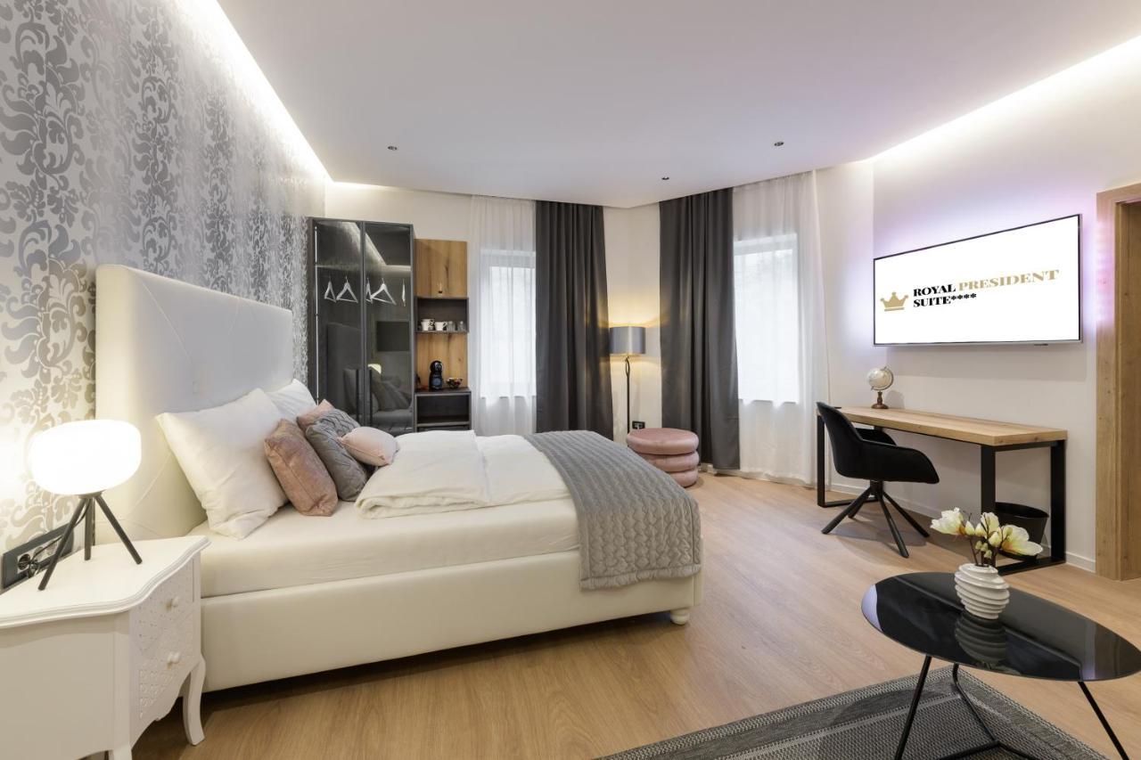 Aparthotel Royal Suite,